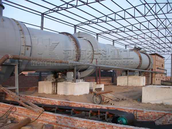 伊朗客戶現(xiàn)場(chǎng)考察陶?；剞D(zhuǎn)窯生產(chǎn)線